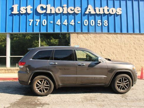 Used 2020 Jeep Grand Cherokee Limited w/ Trailer Tow Group IV RWD image 19
