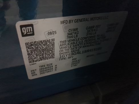 New 2025 Cadillac Escalade Sport Platinum w/ LPO, ONYX Package image 36