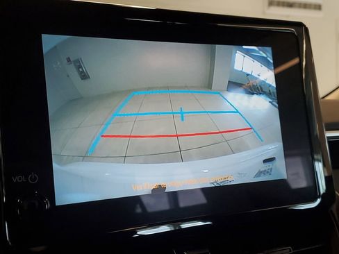 Used 2025 Toyota Corolla LE image 26