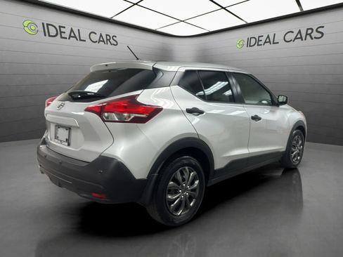 Used 2020 Nissan Kicks S FWD image 5