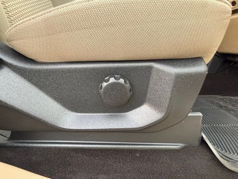 Used 2019 Ford F150 XLT w/ Max Trailer Tow Package image 20