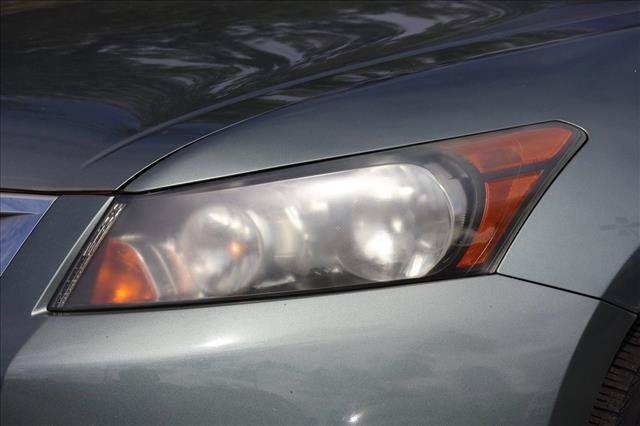 Used 2010 Honda Accord EX-L image 10