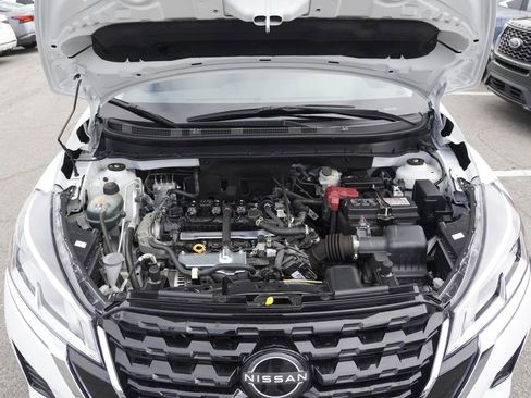 Used 2025 Nissan Kicks Play S FWD image 28