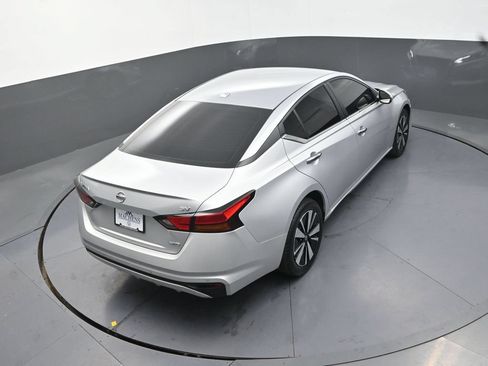 Used 2022 Nissan Altima 2.5 SV AWD/4WD image 21
