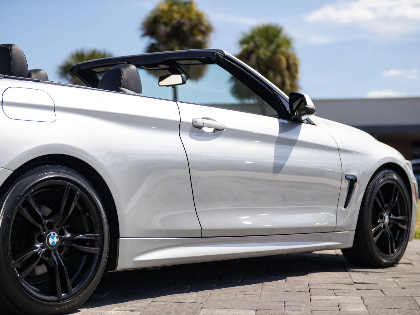 Used 2018 BMW 430i Convertible RWD image 19
