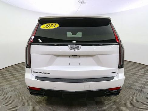 Used 2024 Cadillac Escalade ESV Sport Platinum w/ LPO, ONYX Package image 8