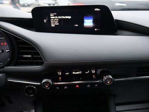 Used 2023 MAZDA MAZDA3 Hatchback w/ Appearance Package image 21