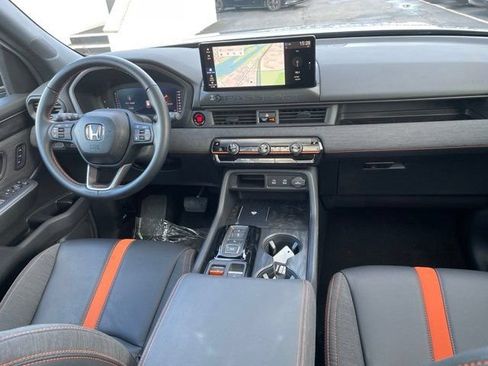 Used 2026 Honda Passport TrailSport image 6
