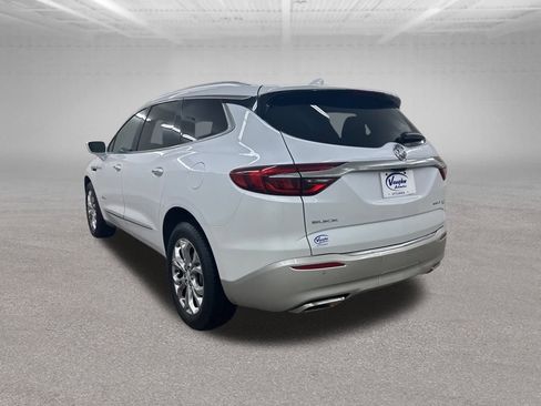 Used 2018 Buick Enclave Avenir w/ Avenir Technology Package image 10
