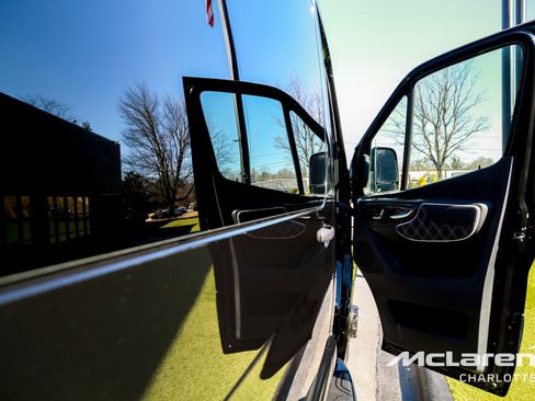 New 2024 Mercedes-Benz Sprinter 3500 image 17