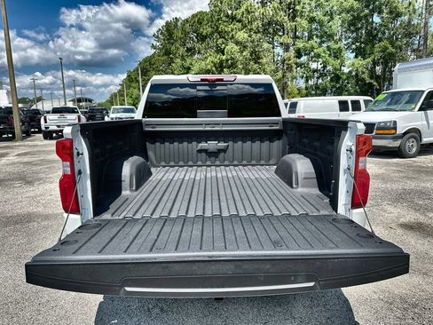 Certified 2025 Chevrolet Silverado 1500 High Country AWD/4WD image 26