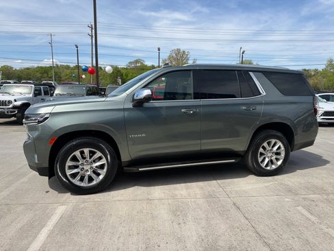 Used 2023 Chevrolet Tahoe Premier w/ Advanced Technology Package AWD/4WD image 2