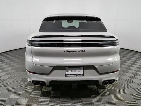 New 2026 Porsche Cayenne GTS AWD/4WD image 32