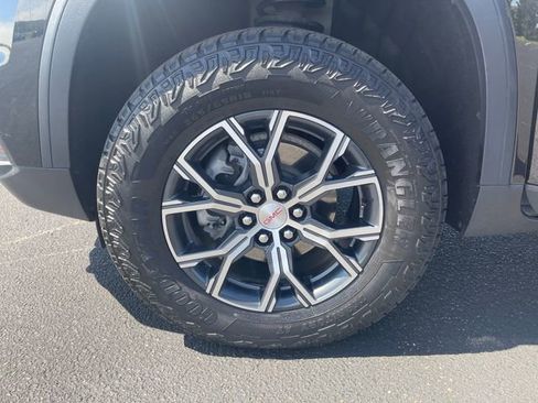 Used 2025 GMC Acadia AT4 AWD/4WD image 31