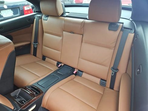 Used 2011 BMW 328i Convertible RWD image 2