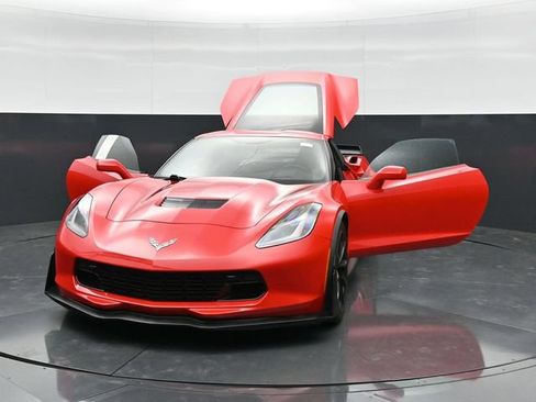 Used 2017 Chevrolet Corvette Grand Sport RWD image 45