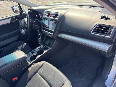Used 2017 Subaru Legacy 2.5i Premium image 18