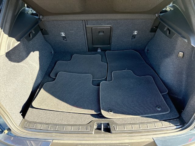 Certified 2026 Volvo EX40 Ultra AWD/4WD image 24