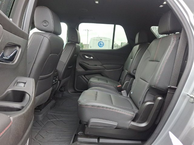 Used 2023 Chevrolet Traverse RS AWD/4WD image 13