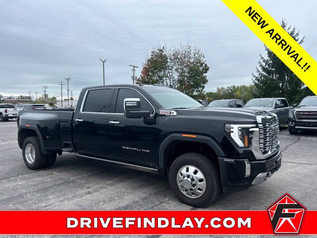 Used 2026 GMC Sierra 3500 Denali w/ Denali Reserve Package AWD/4WD image 4
