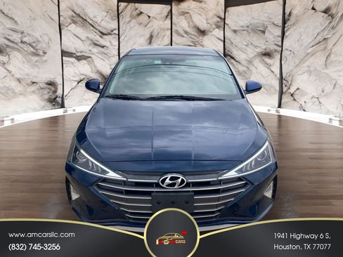 Used 2020 Hyundai Elantra SEL FWD image 2