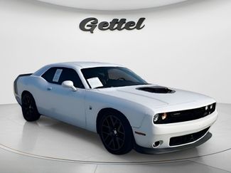 Used 2016 Dodge Challenger R/T Scat Pack video 2
