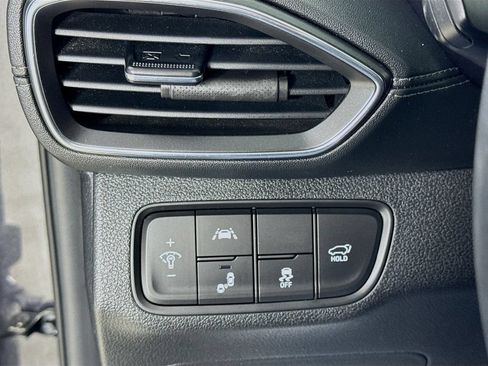 Used 2020 Hyundai Santa Fe Limited FWD image 10