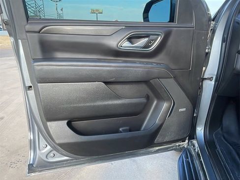 Used 2022 GMC Yukon XL AT4 w/ Max Trailering Package image 18