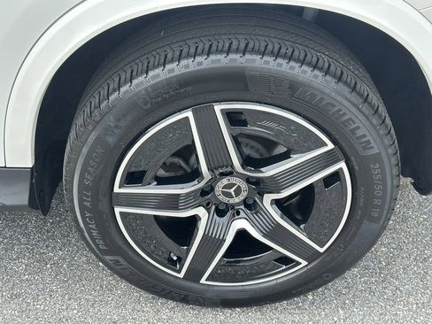 Certified 2024 Mercedes-Benz GLC 300 4MATIC w/ AMG Line image 22