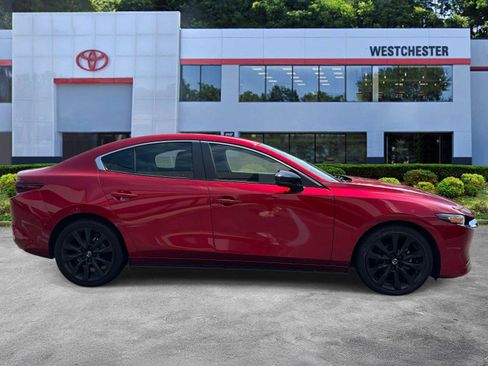 Used 2024 MAZDA MAZDA3 s FWD image 2