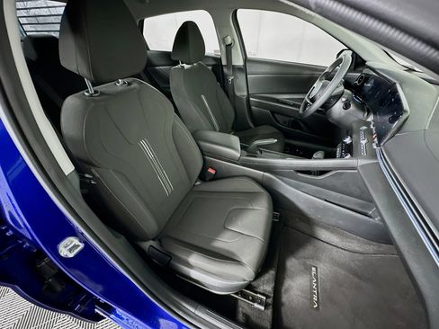 Used 2024 Hyundai Elantra SEL image 29