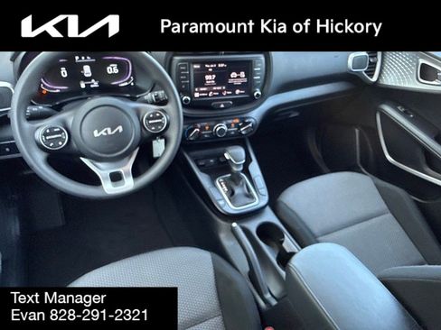 Used 2023 Kia Soul LX FWD image 13