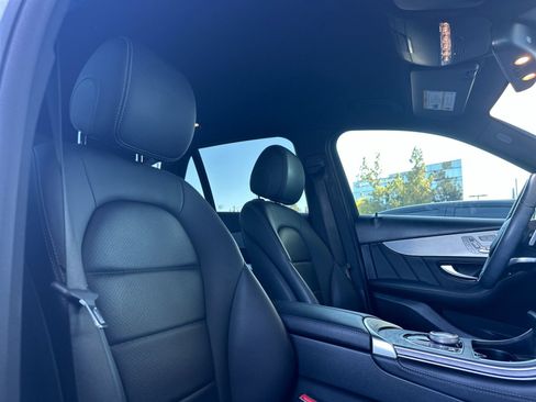 Used 2019 Mercedes-Benz GLC 300 image 19