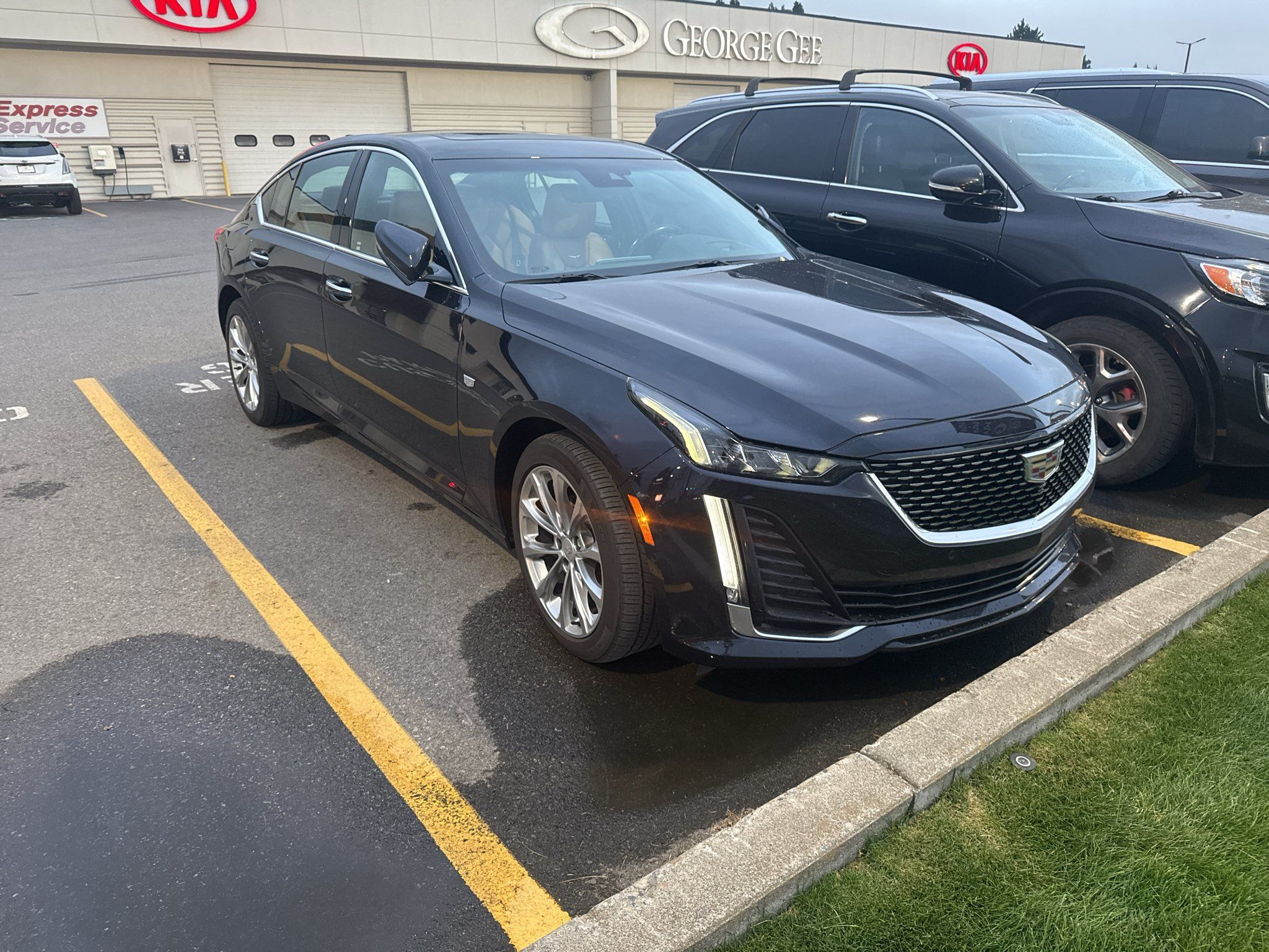 Used 2021 Cadillac CT5 Premium Luxury w/ Platinum Package AWD/4WD image 2