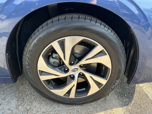 Used 2022 Subaru Legacy Premium image 13