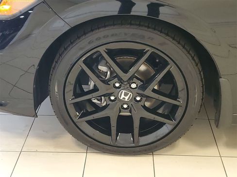 Certified 2025 Honda Civic Sport image 20