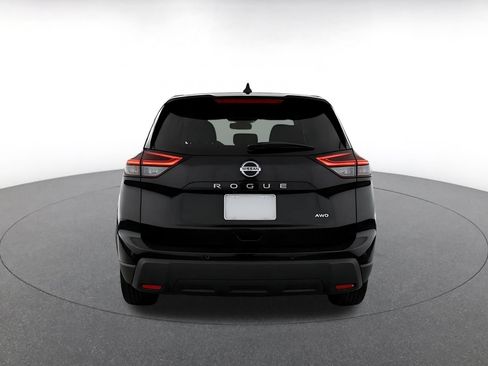Used 2025 Nissan Rogue SV AWD/4WD image 8