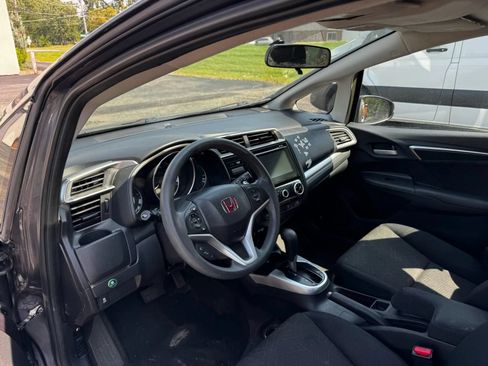 Used 2015 Honda Fit EX image 7