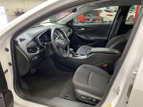 Used 2023 Chevrolet Malibu RS image 17