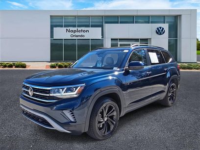 Used 2023 Volkswagen Atlas SE w/ Panoramic Sunroof Package