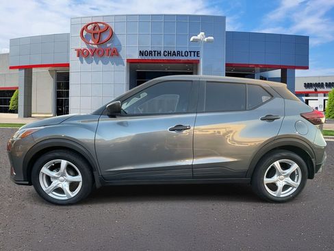 Used 2025 Nissan Kicks Play S image 7