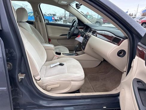 Used 2009 Chevrolet Impala LT image 10