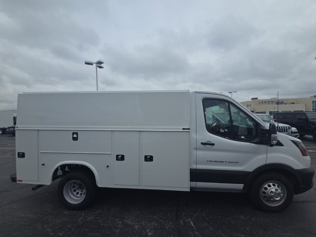 Certified 2024 Ford Transit 350 DRW RWD image 8