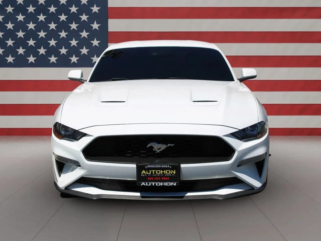 Used 2022 Ford Mustang Premium RWD image 2