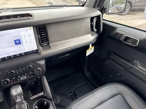 New 2026 Ford Bronco Badlands AWD/4WD image 15