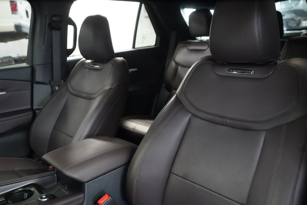 New 2027 Ford Explorer Platinum RWD image 19