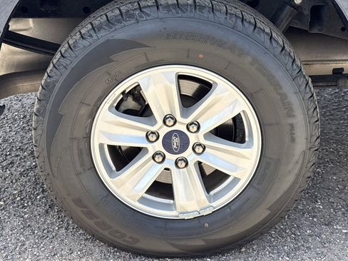 Used 2016 Ford F150 XLT w/ Equipment Group 301A Mid RWD image 9