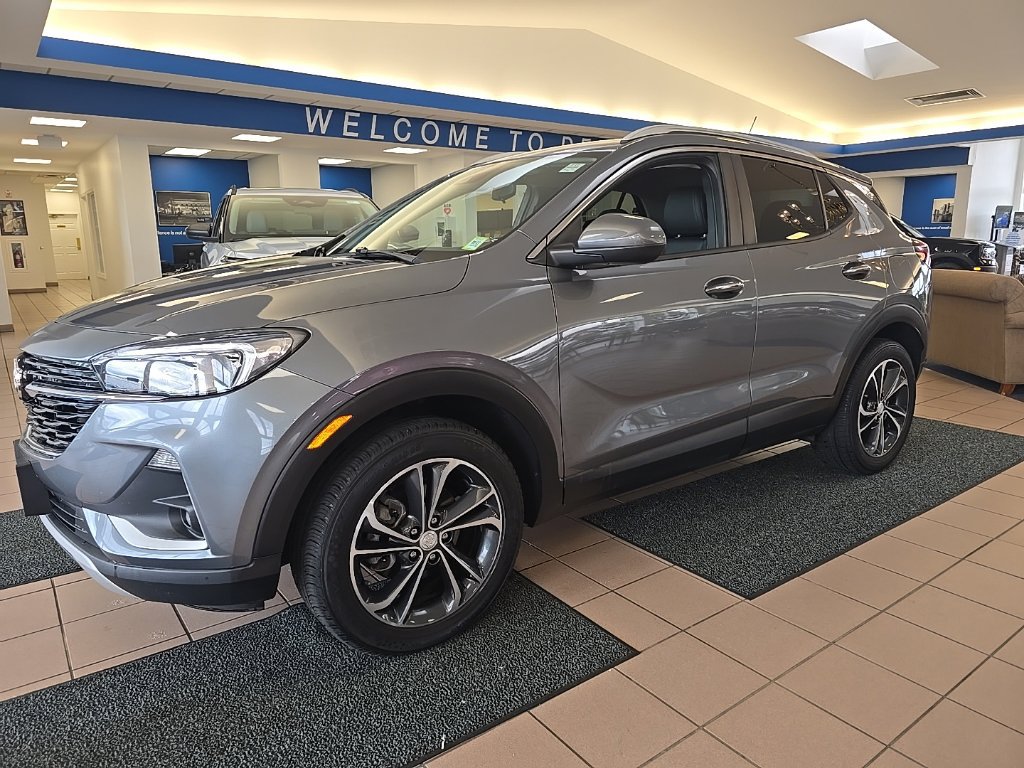 Used 2020 Buick Encore GX Select AWD/4WD image 2
