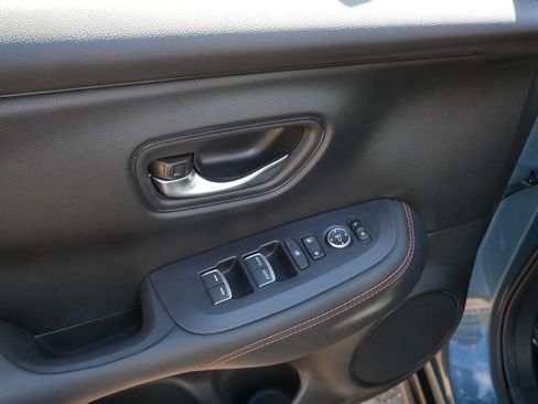 Used 2024 Honda HR-V Sport image 15