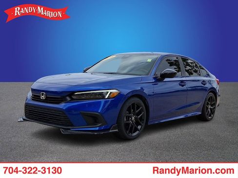Used 2024 Honda Civic Sport image 1